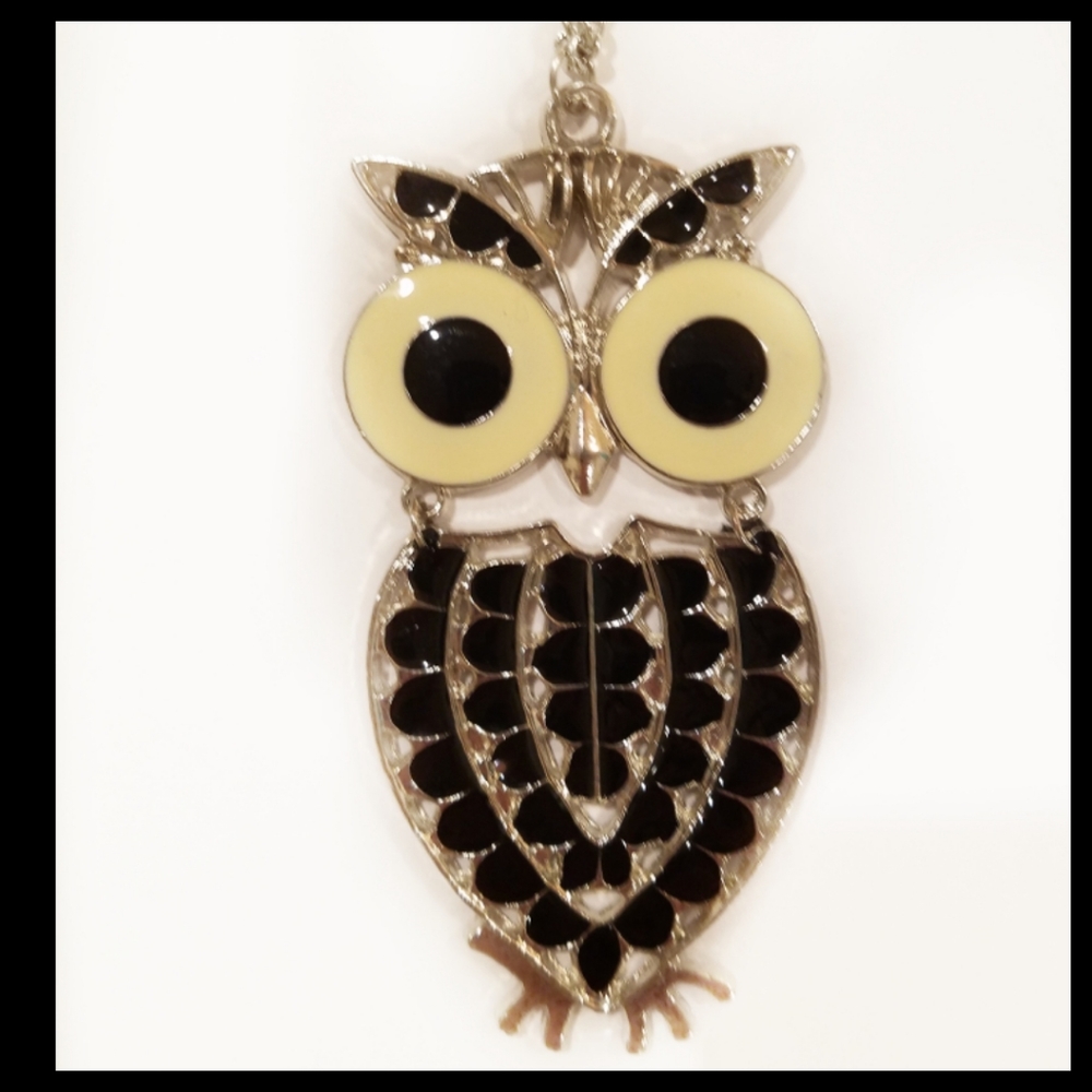 Owl Necklace Silver Plated 14 1/2" Length